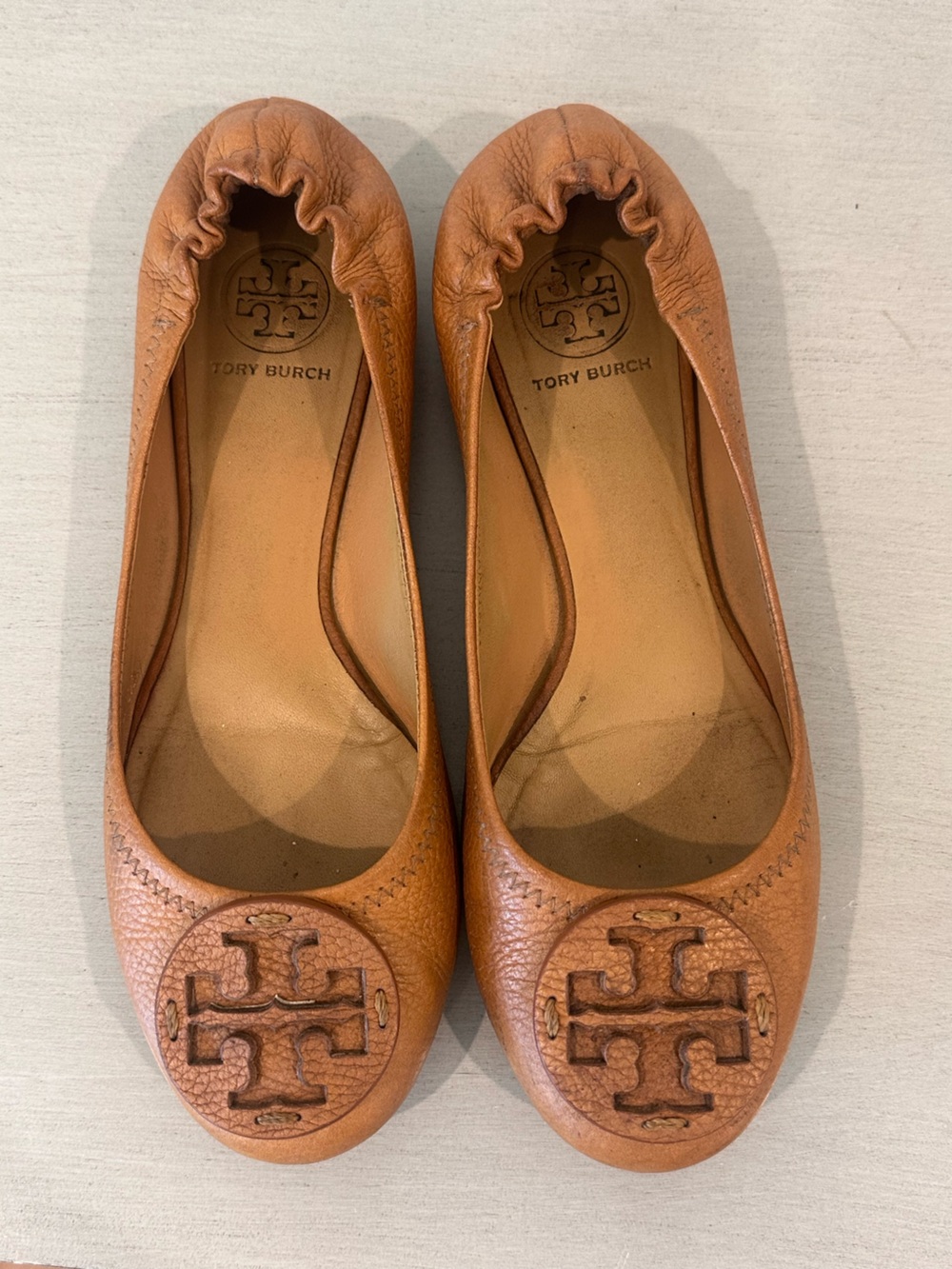 Tory Burch Reva Ballet Flats Tan Leather Logo Flats